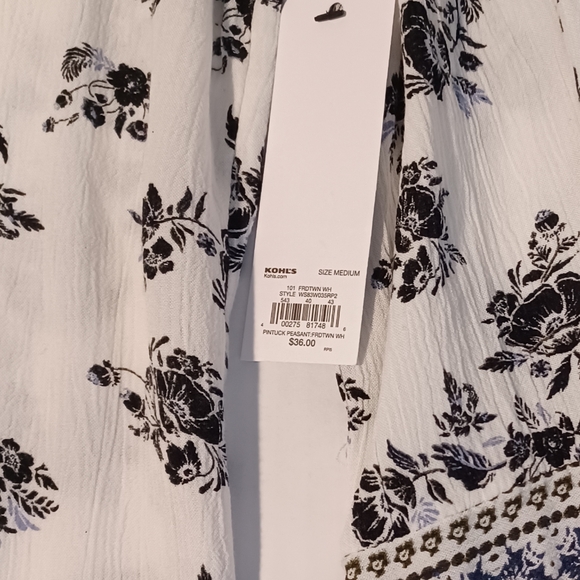 NWT Sonoma White With Navy Blue Flowers Women's Blouse - Picture 10 of 13